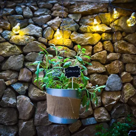 - - By Faendho * Porto Torres