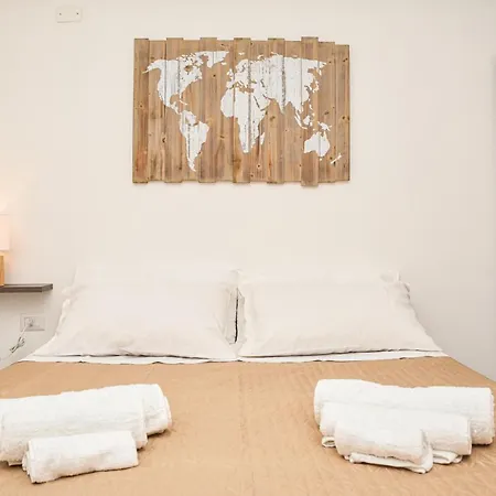 - - By Faendho Porto Torres