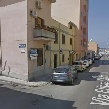 - - By Faendho Porto Torres